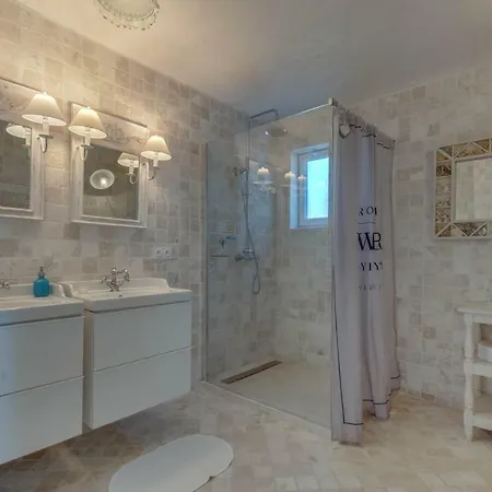 Du Bed & Breakfast Roquebrune-sur Argens